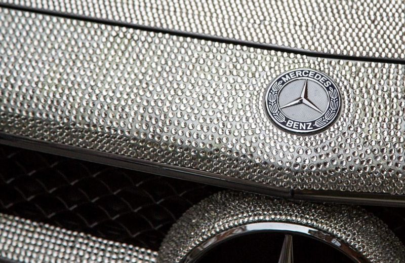 Кристальный Mercedes-Benz CLS 350 в Лондоне