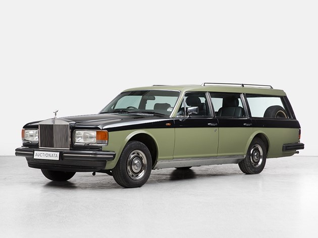 Желающие приобрести универсал Rolls-Royce 1983 года, налетайте!
