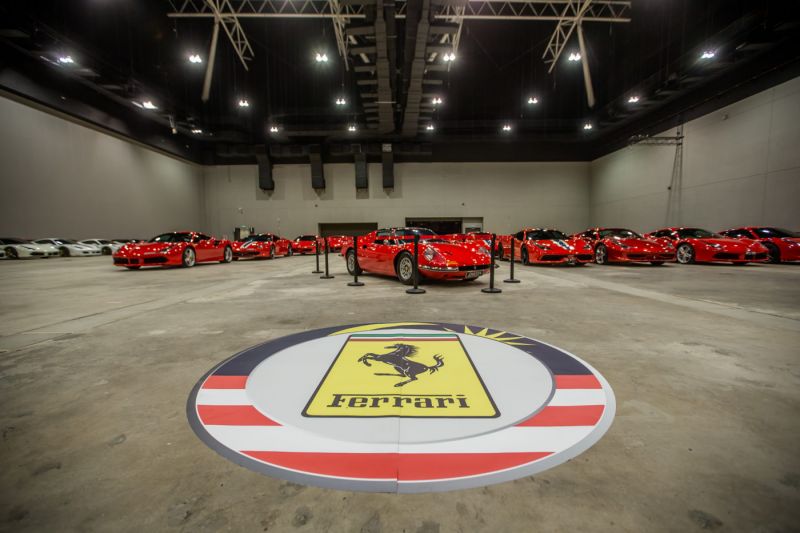 Крупнейшая сходка любителей Ferrari в Малайзии!
