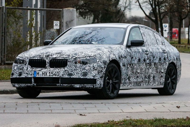 Новая BMW 5 серии выйдет в свет в 2016 году