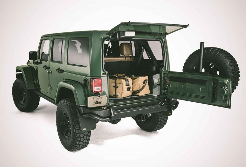 Jeep, на котором можно проехать немного дальше: 2014 AEV Wrangler Filson Edition